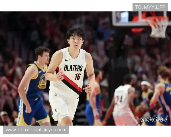 开拓者战灰熊，杨瀚森在NBA首秀中表现平稳